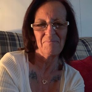 Meet your Posher, Debra